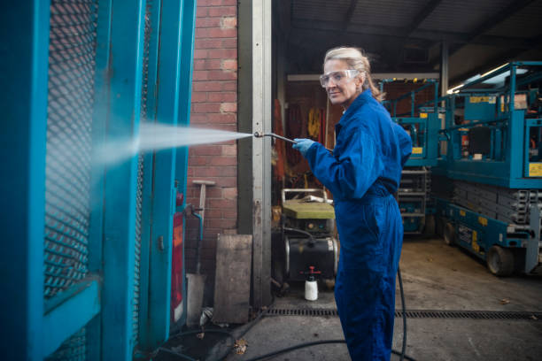Best Rust Removal  in Burton, OH